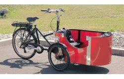 Triporteur NIHOLA CARGO 4.0 avec protection pluie rouge