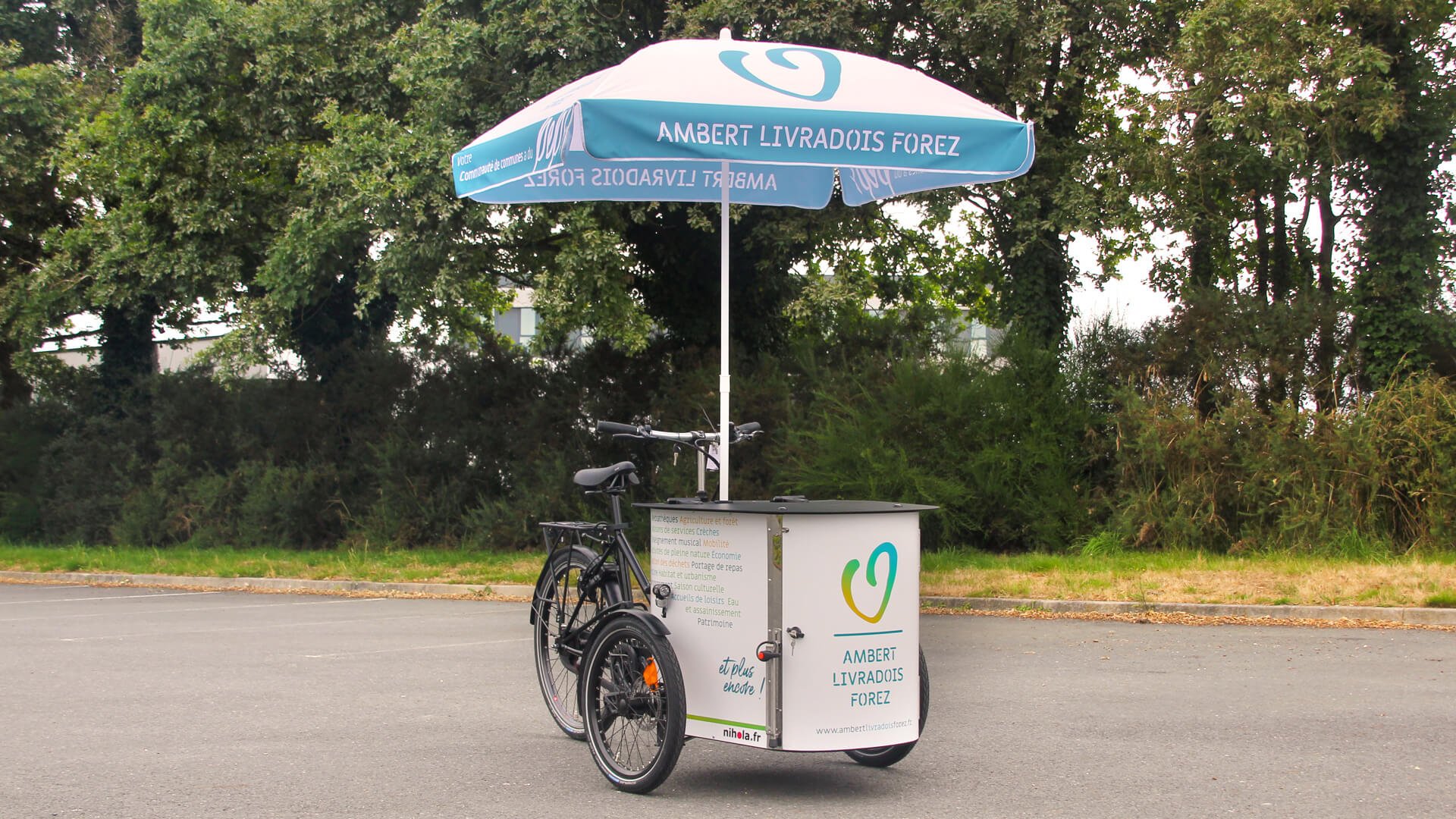 Parasol rond personnalisé 135 x 135 cm avec mât fixe
