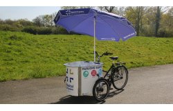  NIHOLA CARGO XL Événementiel avec malle et parasol personnalisés