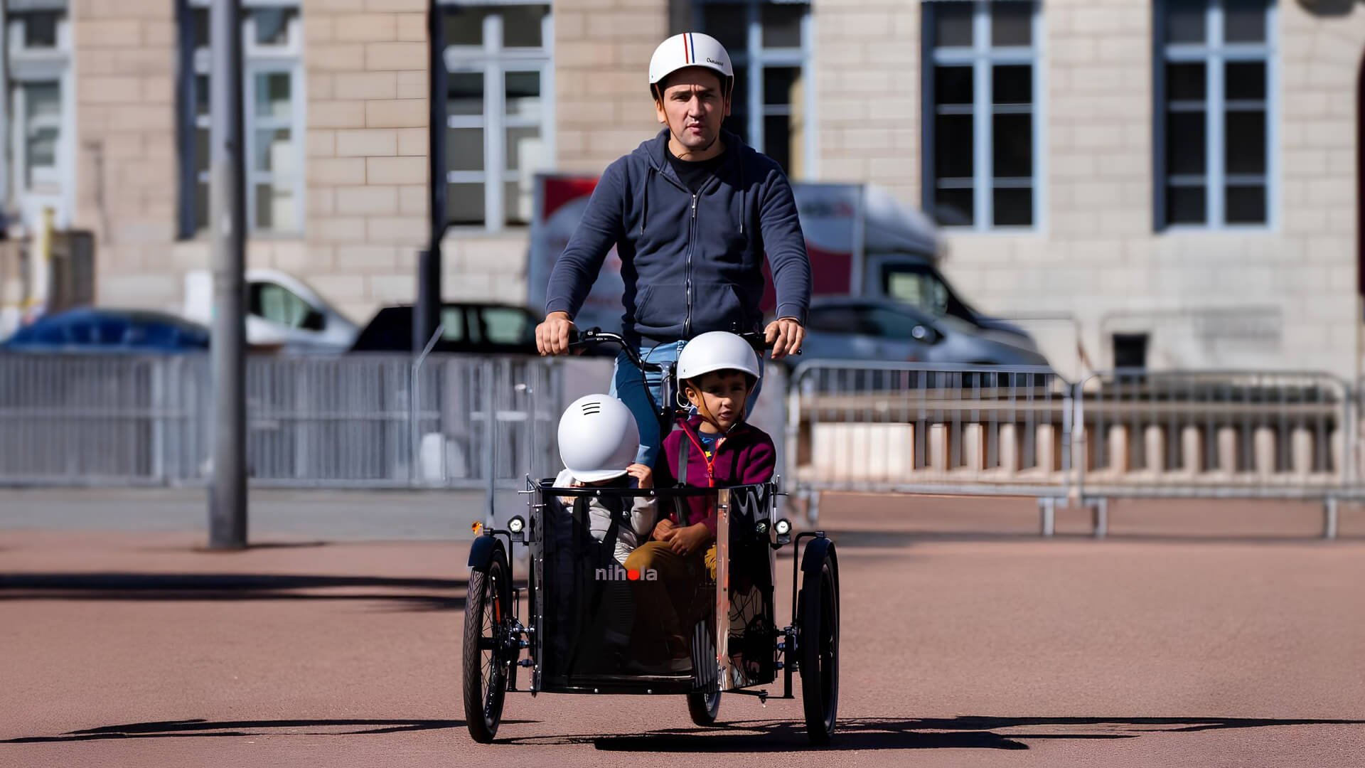 Triporteur Nihola CARGO Family G2 avec assistance électrique pédalier