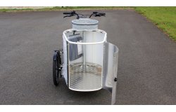 la malle avant offre un volume de 230 litres