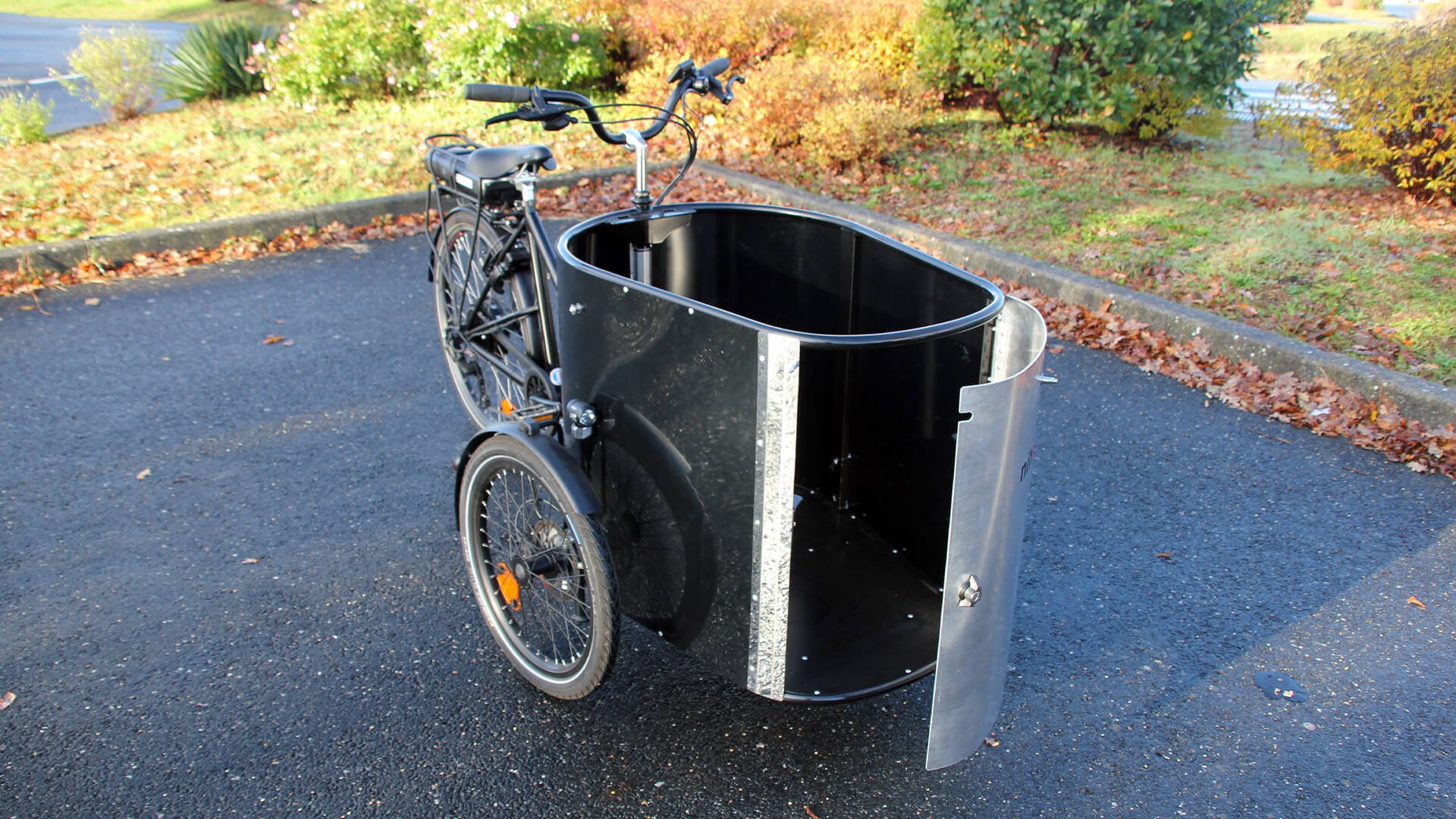 Porte-avant pour vous faciliter le chargement ! 