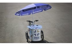 NIHOLA CARGO XL Événementiel avec malle et parasol personnalisés