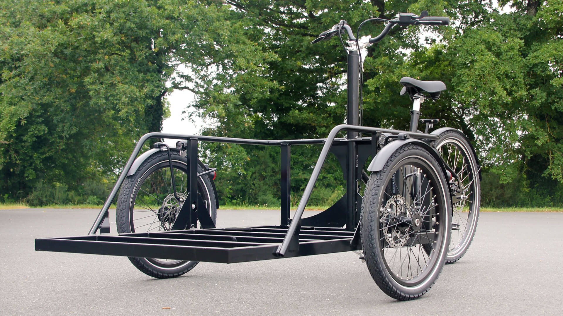 Le triporteur NIHOLA MAXX à destination des professionnels