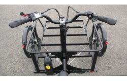 POV du pilote du triporteur NIHOLA MAXX quand il est installé sur la selle