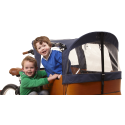 Idéale pour protéger les enfants de la pluie et du soleil
