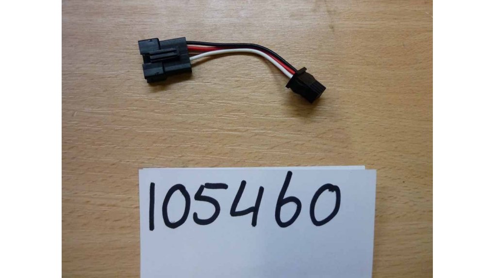 Adaptateur pour contrôleur V7 broches 5 à 4 prises Adaptateur pour contrôleur V7 broches 5 à 4 prises